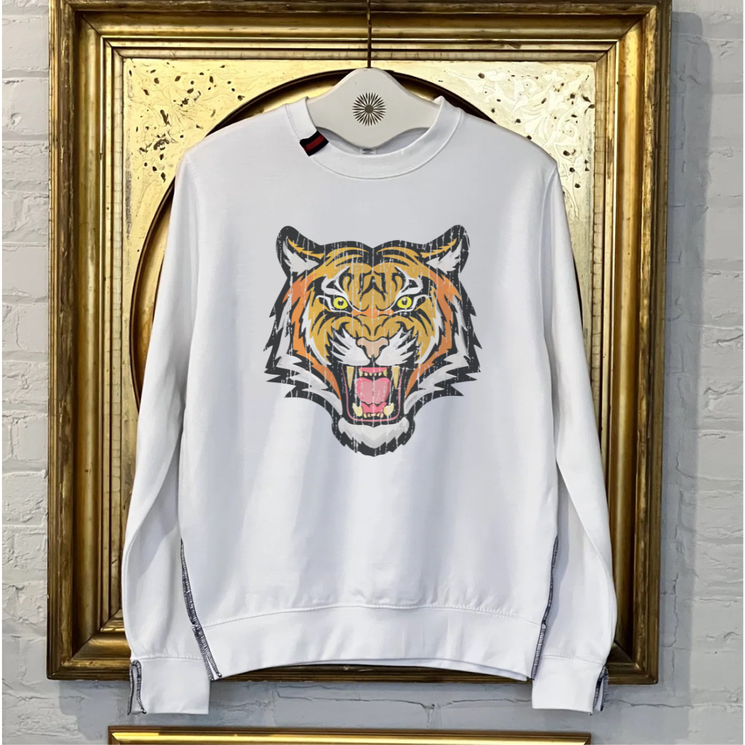 sweatshirt | make it yours | white