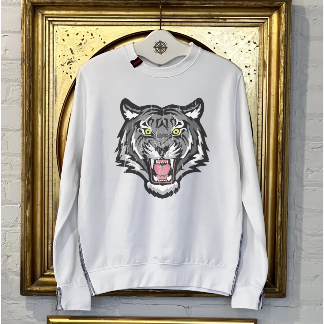 sweatshirt | make it yours | white